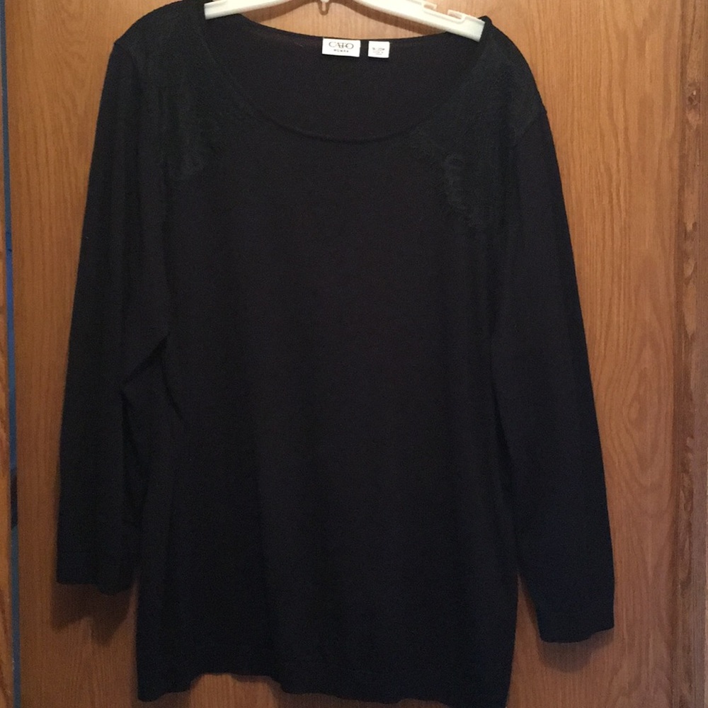 Women's lightweight sweater, new, never worn